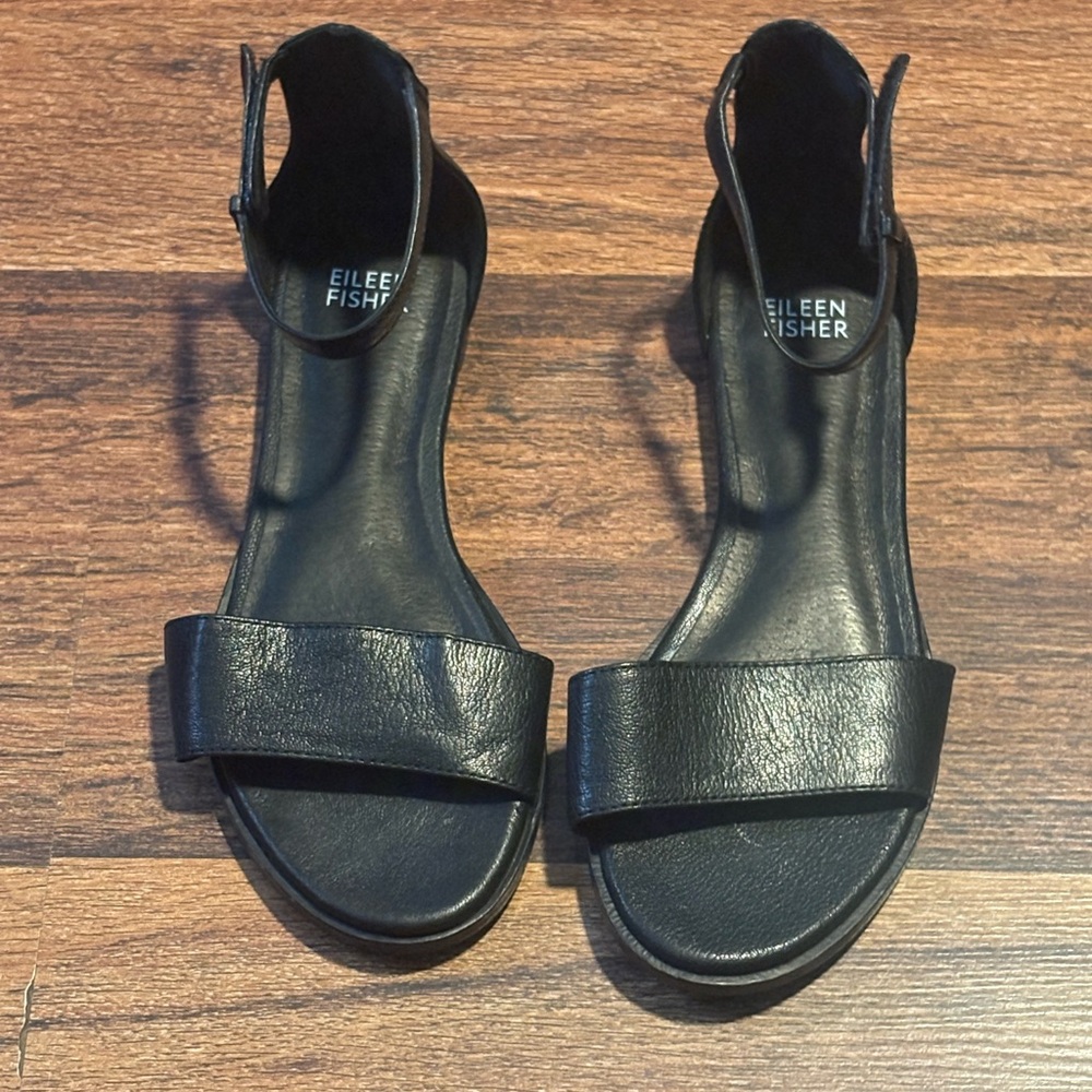 Eileen Fisher  Escape Tumbled Leather Sandal Black Size 6.5